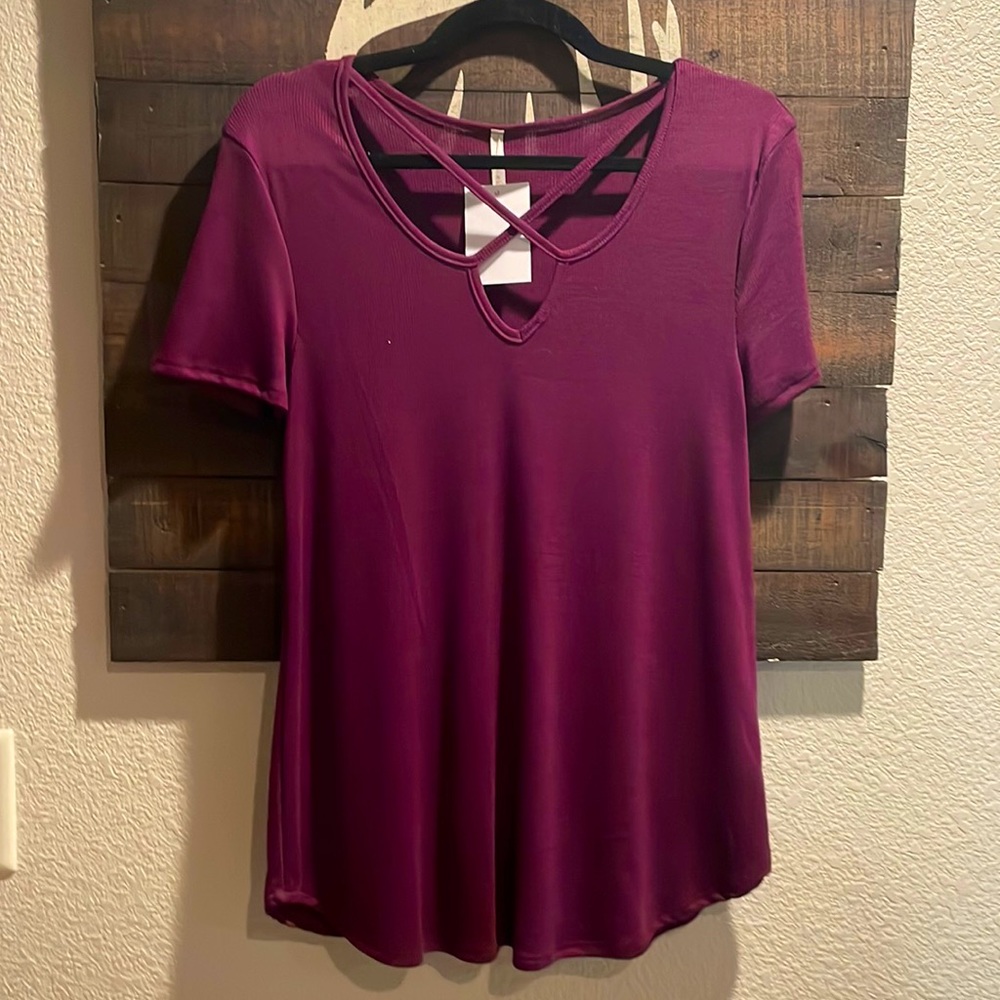 Plum dress tshirt with criss cross detail